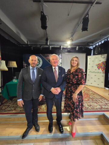 f7c314dd-2051-4b80-868c-56582f542805